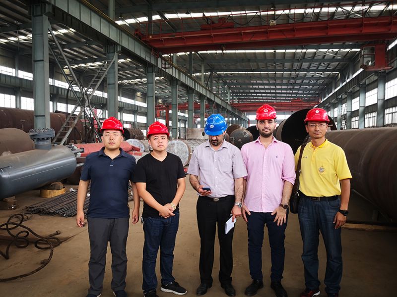 阿聯(lián)酋客人到公司考察